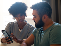 Source: freepik; Copyright: freepik; URL: https://www.freepik.com/free-photo/close-up-nurse-helping-diabetic-person-checking-their-glucose-levels_65376759.htm; License: Licensed by JMIR.