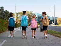 Source: Magnific; Copyright: Freepik; URL: https://www.magnific.com/free-photo/kids-getting-back-school-together_29014556.htm; License: Licensed by JMIR.