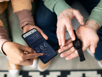 Source: Freepik; Copyright: Freepik; URL: https://www.freepik.com/free-photo/arabic-woman-teaching-senior-man-use-smartwatch-with-smartphone_25213026.htm; License: Licensed by JMIR.