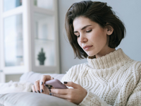Source: Pexels; Copyright: Ivan S; URL: https://www.pexels.com/photo/a-woman-in-white-knitted-sweater-using-a-cellphone-6788921/; License: Licensed by JMIR.