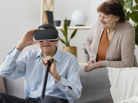 Source: freepik; Copyright: freepik; URL: https://www.freepik.com/free-photo/medium-shot-man-with-vr-glasses_13185692.htm; License: Licensed by JMIR.