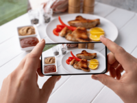Source: Freepik; Copyright: Freepik; URL: https://www.freepik.com/free-photo/close-up-food-lover-taking-pictures-meal_22895782.htm; License: Licensed by JMIR.
